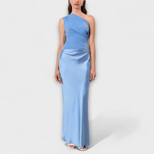 Averel Zijdezachte One-Shoulder Plissé Jurk