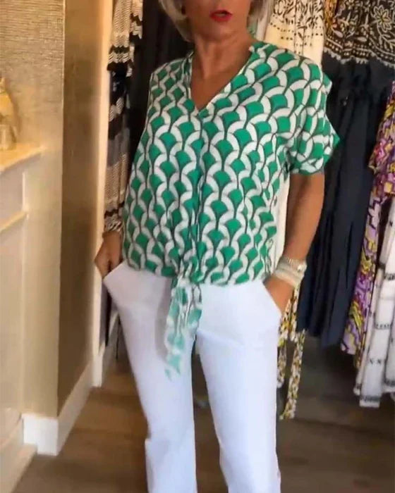 Stella™ Casual topp med tryck och V-hals