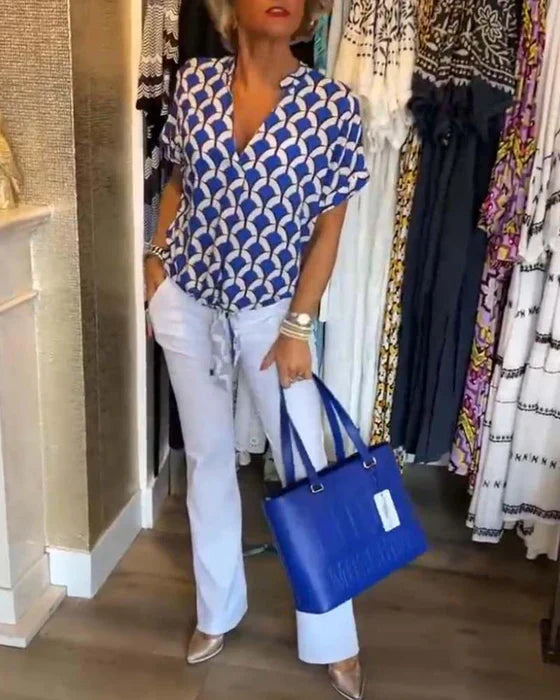 Stella™ Casual topp med tryck och V-hals