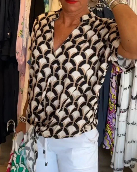 Stella™ Casual topp med tryck och V-hals